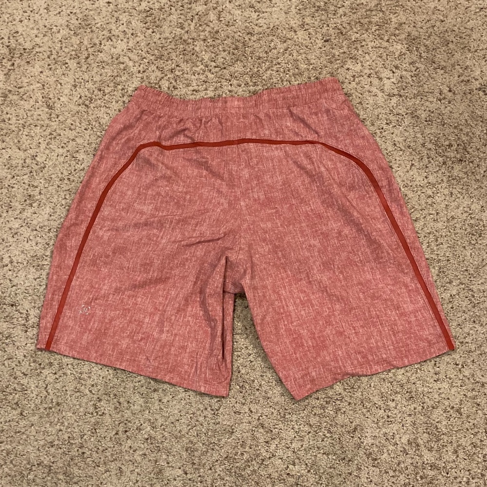 Lululemon Pacebreaker 9" short